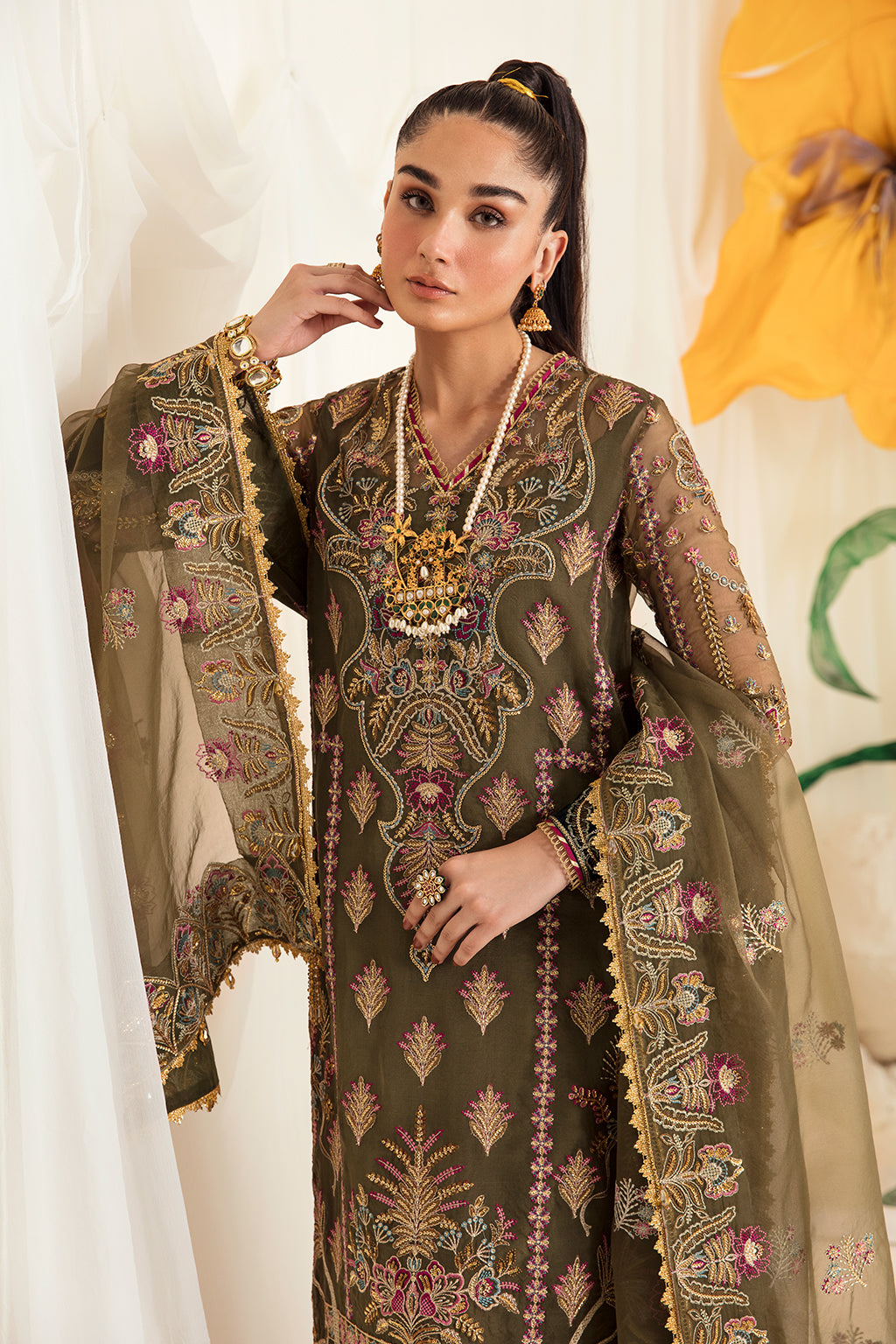 New Luxury Mehndi Green Gown Style Embroidered Pakistani Wedding Dress 2023