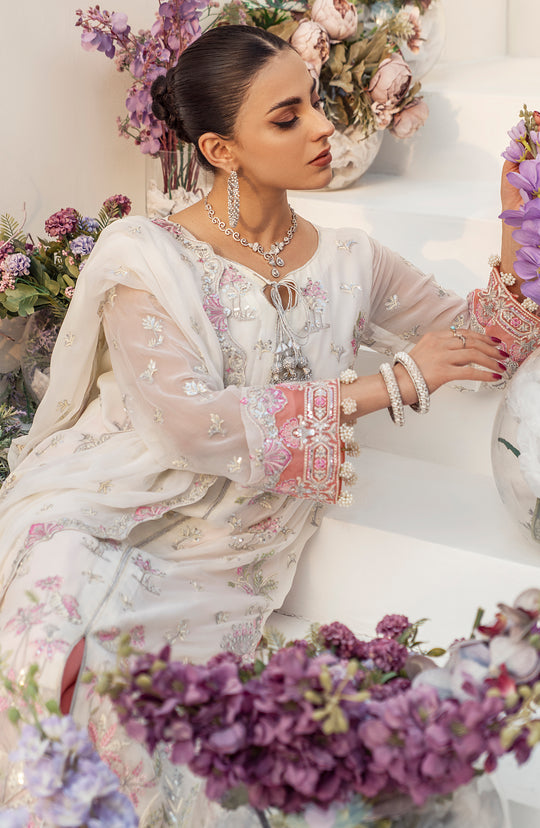New Off White Embroidered Long Pakistani Salwar Kameez with Dupatta 2023