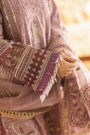 New Royal Embroidered Lilac Pakistani Salwar Kameez Dupatta Salwar Suit 2023