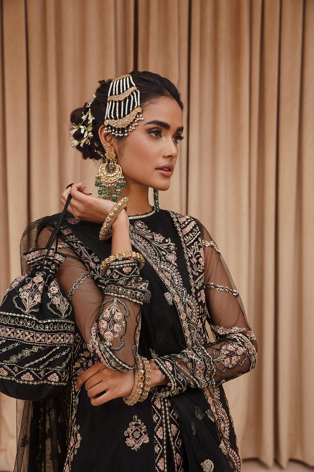 NewTraditional Black Multi color Embroidered Pakistani Wedding Dress 2023
