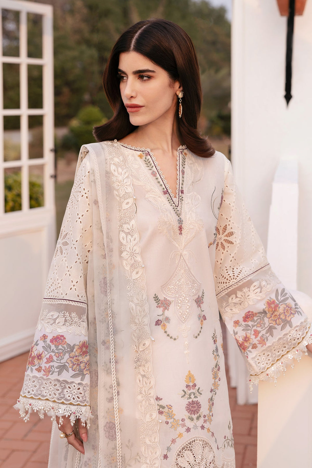 Off White Embroidered Pakistani Salwar Kameez with Dupatta