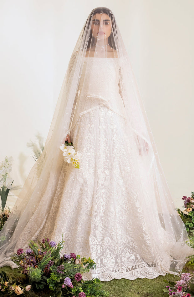 Off White Pakistani Wedding Dress in Fairy Gown Style SMALL Off White Pakistani Wedding Dress in Fairy Gown Style SMALL