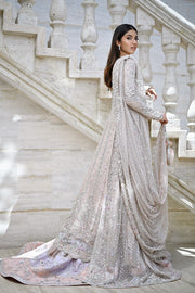Pakistani Bridal Dress in Lehenga and Peshwas Style Online