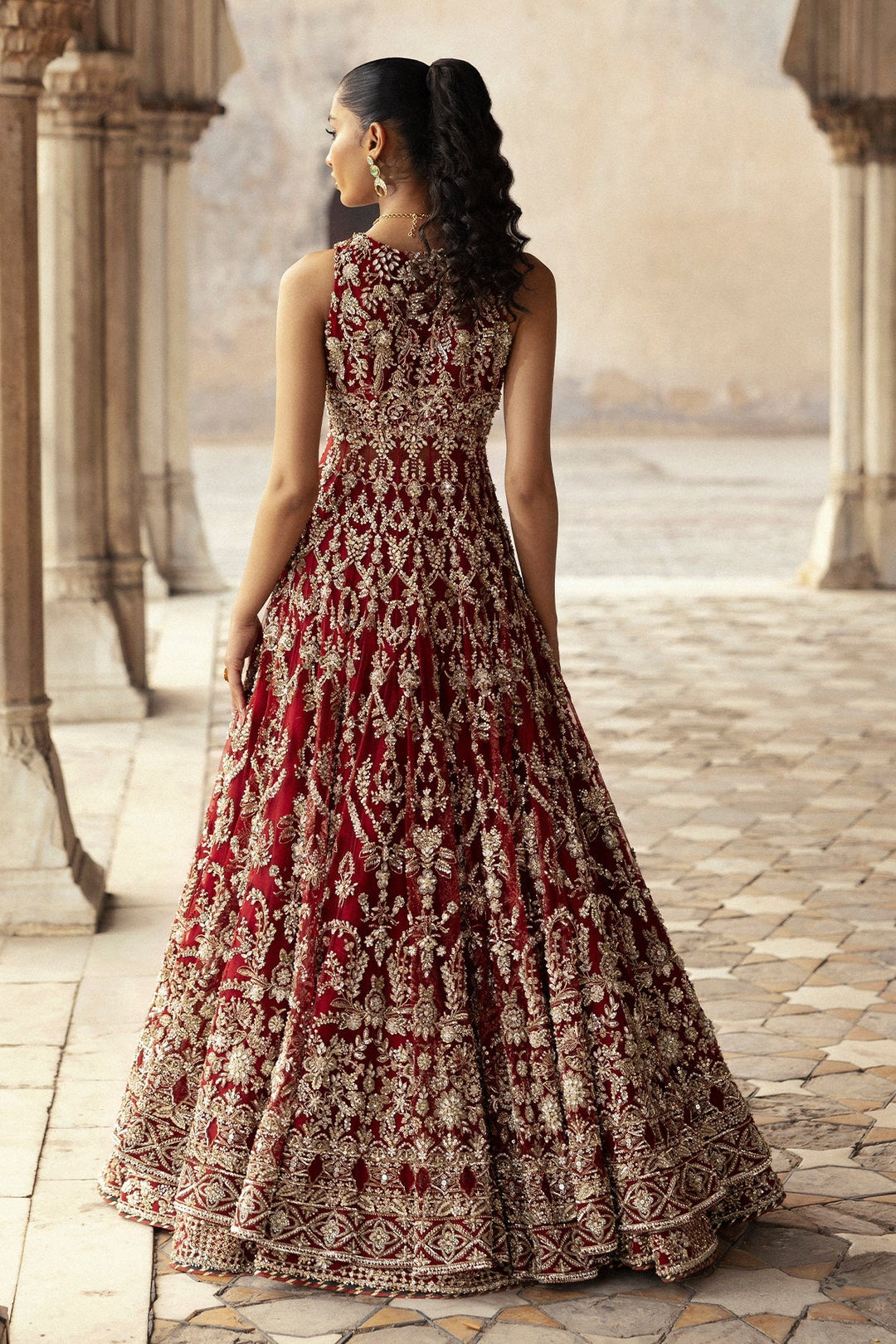 Elegant Red Pishwas Bridal Lehenga - Pakistani Bridal Fashion