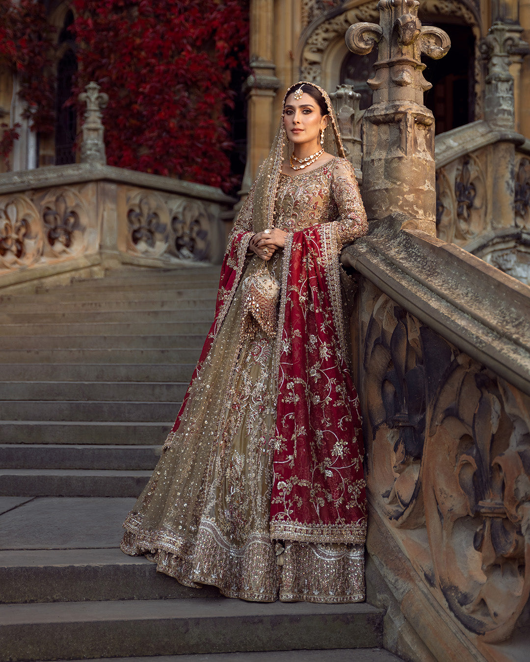 Elegant Pakistani Bridal Dress: Tissue Lehenga Choli