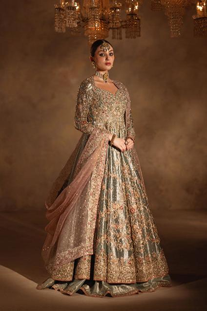 Pakistani Bridal Dress in Tissue Pishwas Lehenga Style – Nameera