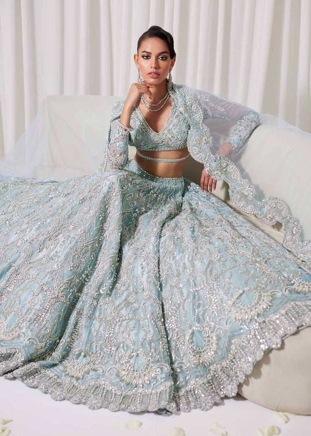 Pakistani Bridal Dress in Wedding Lehenga Choli Dupatta Style