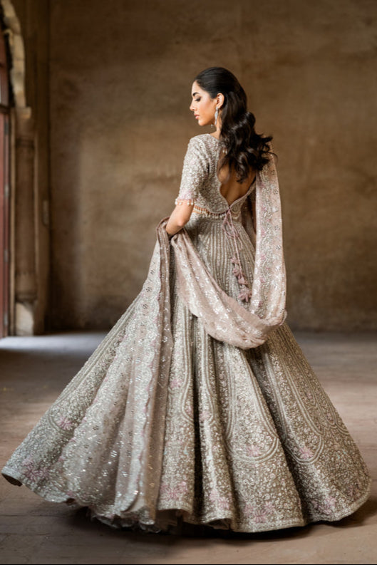 Elegant Pakistani Bridal Lehenga Choli for Your Special Day