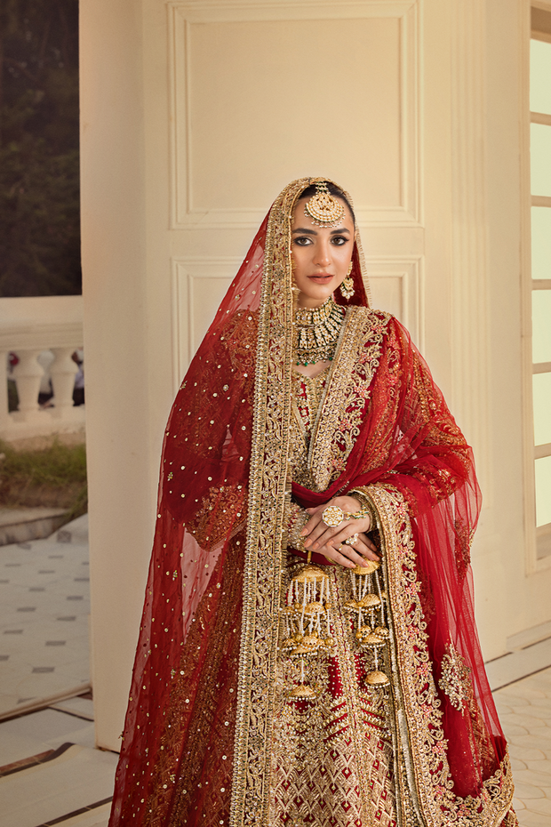 Pakistani Bridal Dress in Wedding Lehenga Choli and Dupatta Style