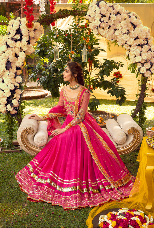 Pakistani Bridal Mehndi Dress in Pink Pishwas Style Online