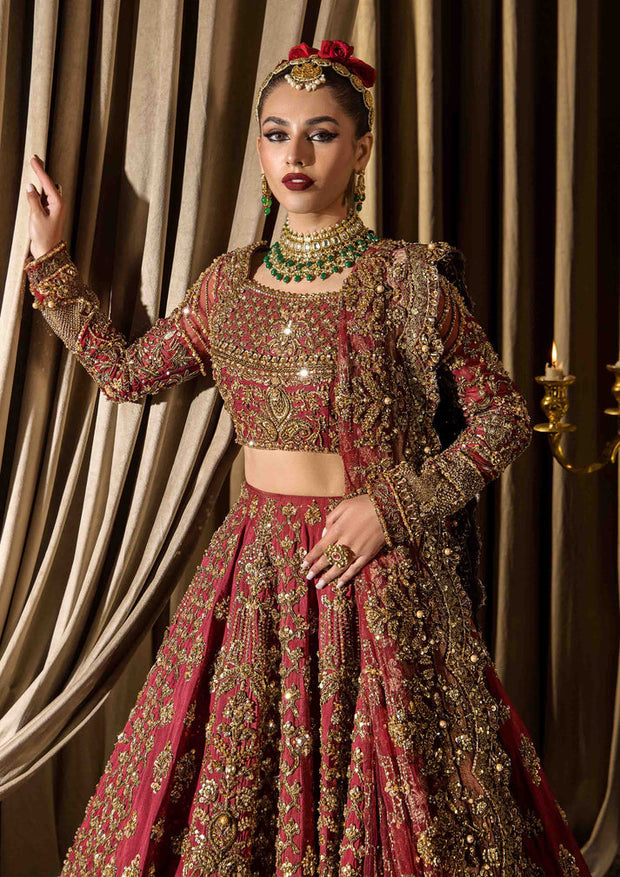 Pakistani Bridal Outfit in Wedding Lehenga Choli Style Online