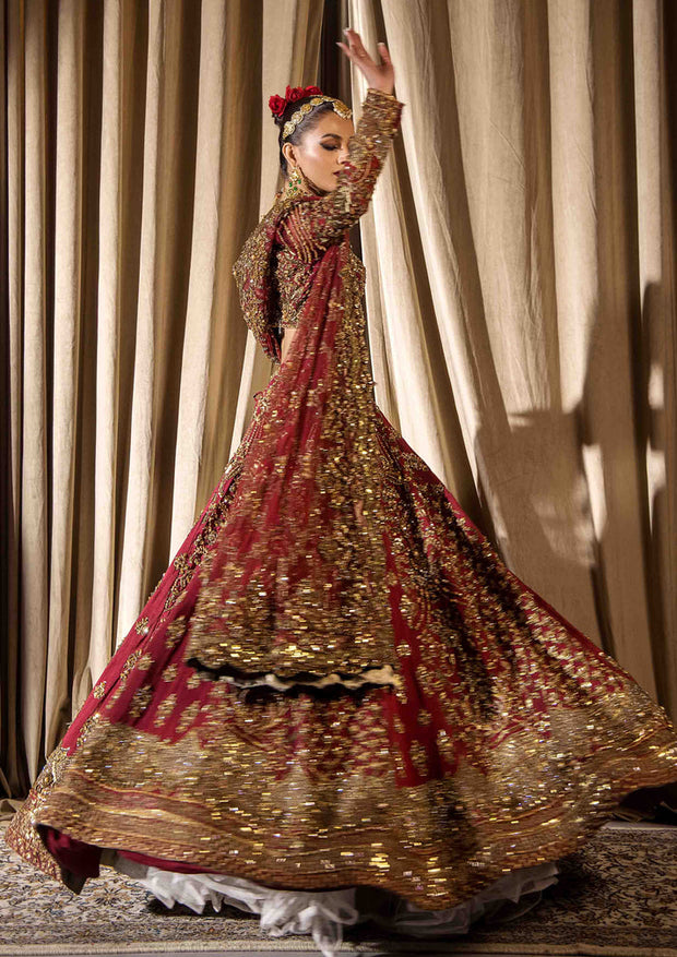 Pakistani Bridal Outfit in Wedding Lehenga Choli Style