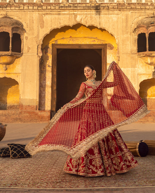 Pakistani Lehenga Choli Dupatta Luxury Bridal Dress in USA