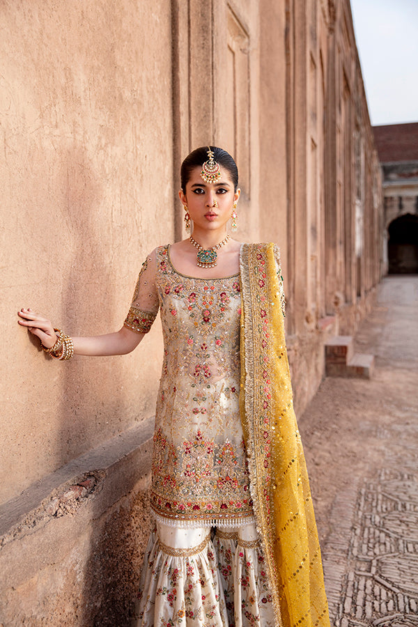 Pakistani Mehndi Dress in Gharara Kameez Dupatta Style