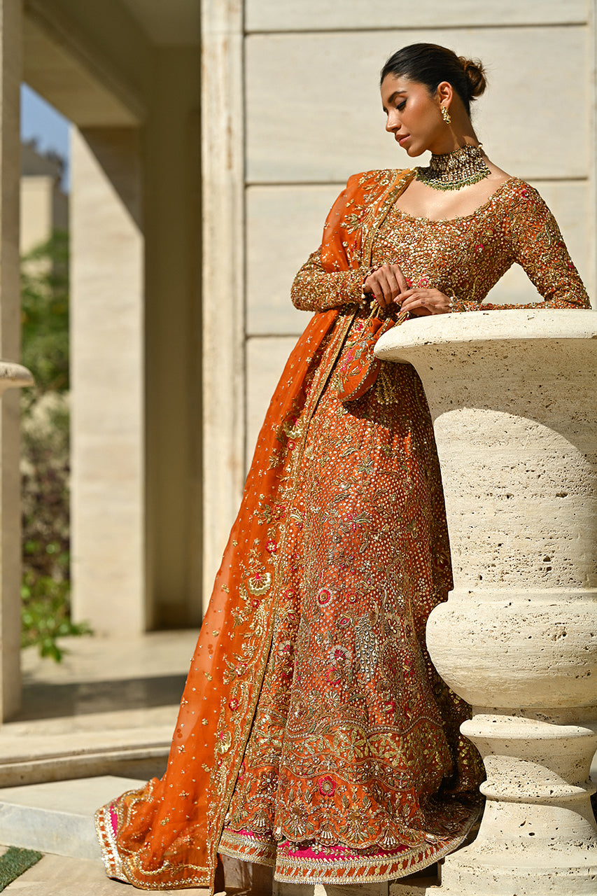 Elegant Pakistani Bridal Mehndi Dress in Lehenga Pishwas Style