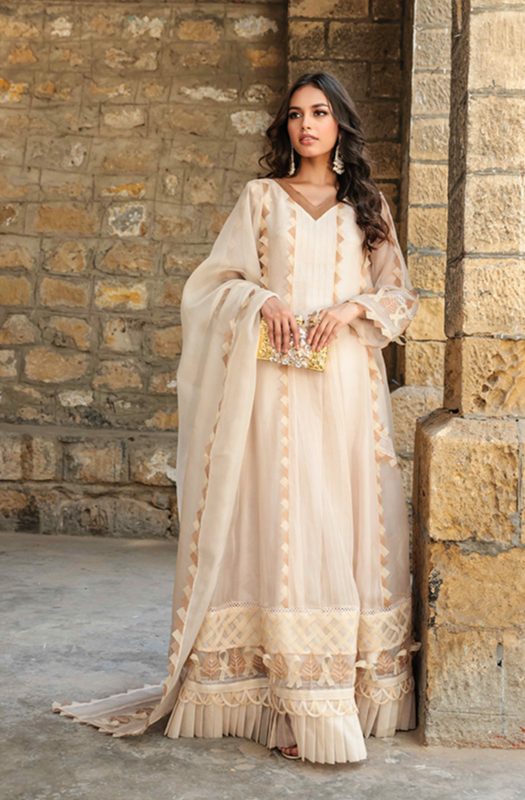 Pakistani Wedding Dress in Kalidar Frock Trouser Style Nameera by Farooq Pakistani Wedding Dress in Kalidar Frock Trouser Style Nameera by Farooq
