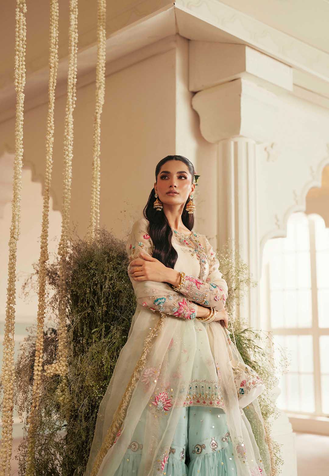 Pakistani Wedding Dress in Kameez and Gharara Style Online