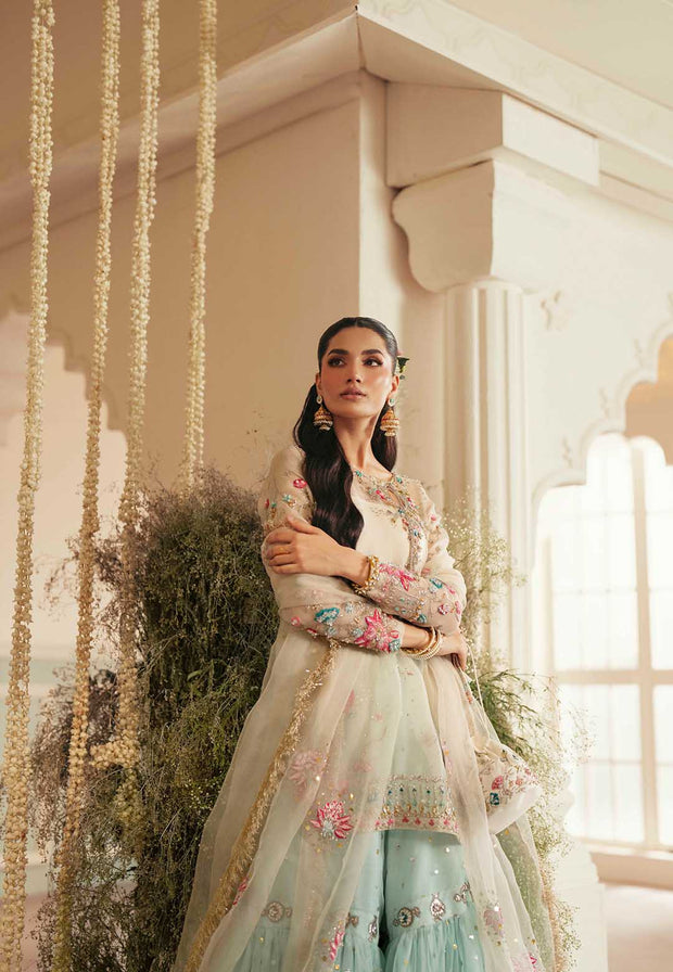 Pakistani Wedding Dress in Kameez and Gharara Style Online