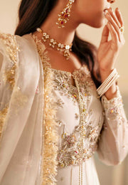 Pakistani Wedding Dress in White Net Pishwas Style Online