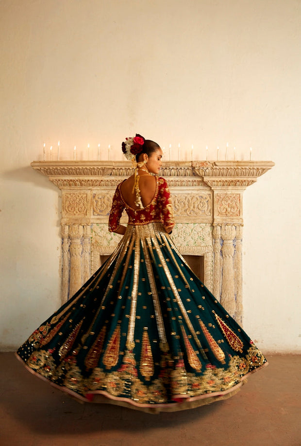 Pakistani Wedding Lehenga and Traditional Frock Dress Online