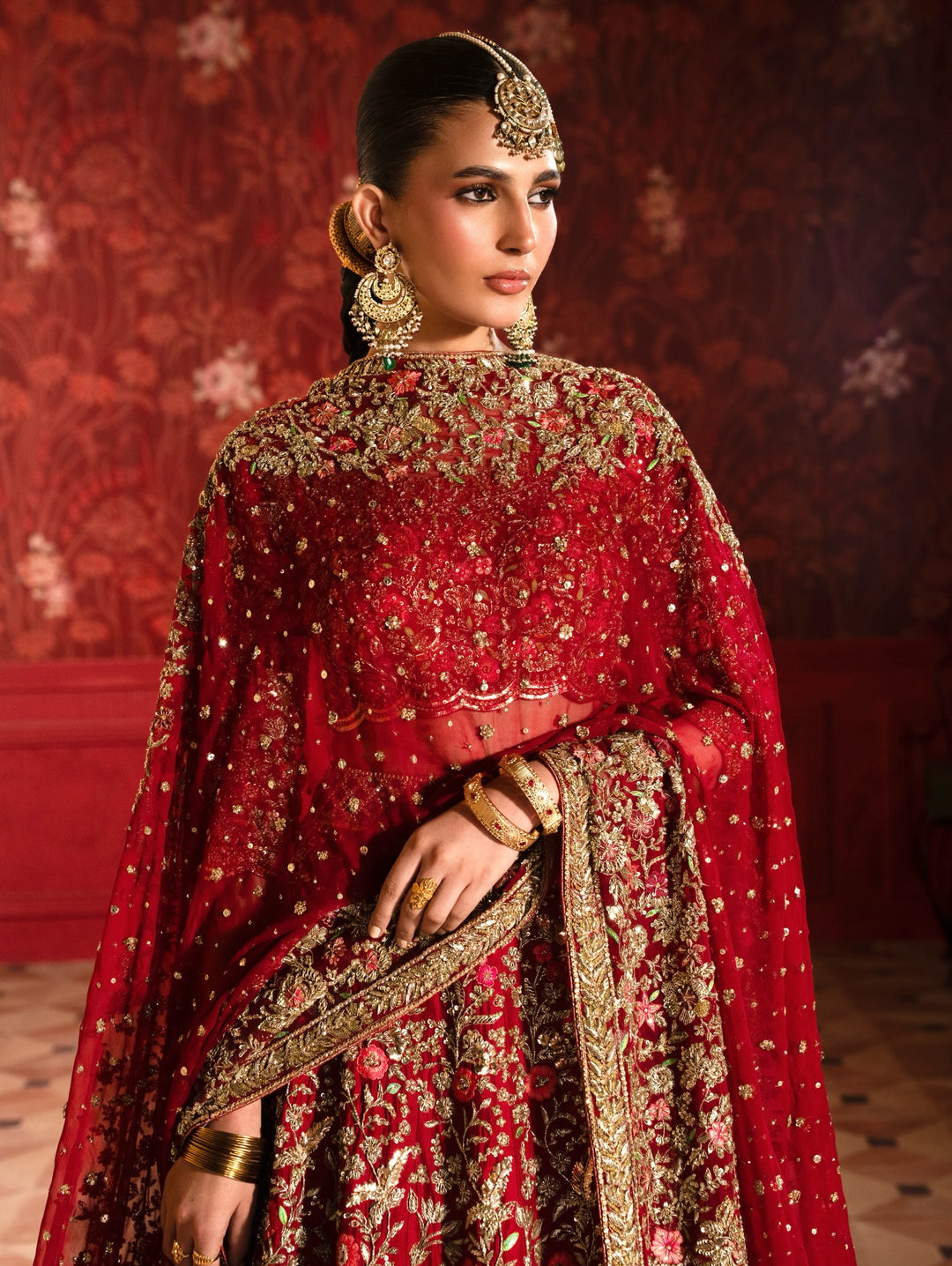 Pakistani Bridal Dress in Red Choli and Lehenga Style Online