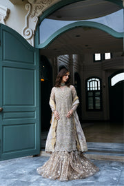 Pakistani Wedding Dress in Royal Lehenga Kameez Style Online