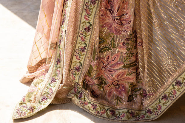 Peach Pink Lehenga Choli for Pakistani Wedding Dress 2023