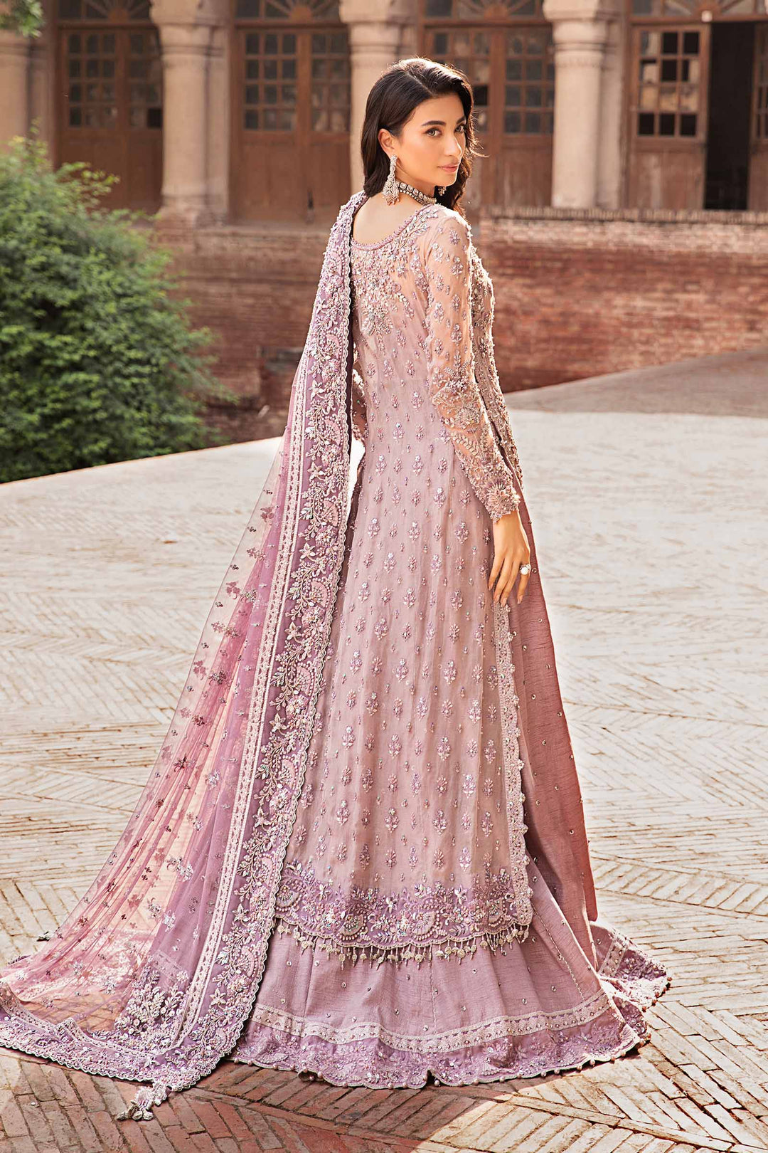 Stunning Lilac Pakistani Bridal Lehenga Dress for Your Wedding