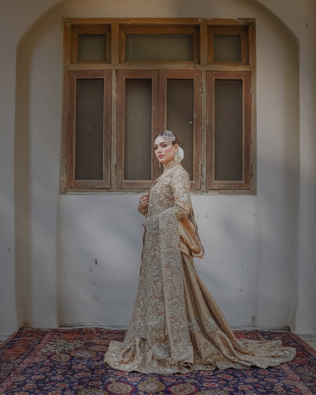 Elegant Pakistani Bridal Dress - Kameez Lehenga Style