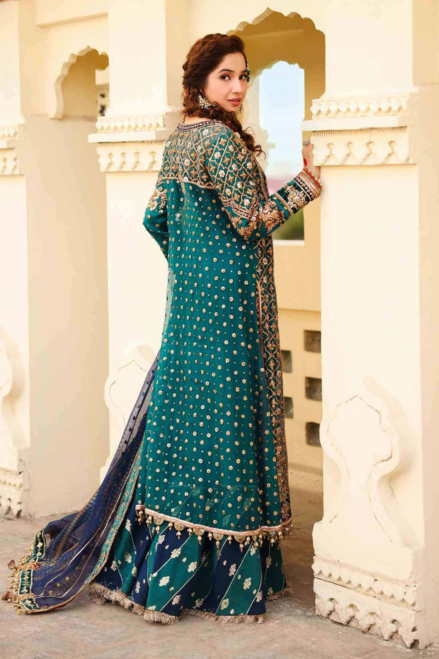 Premium Pakistani Wedding Dress in Coral Green Color Nameera by Farooq Premium Pakistani Wedding Dress in Coral Green Color Nameera by Farooq