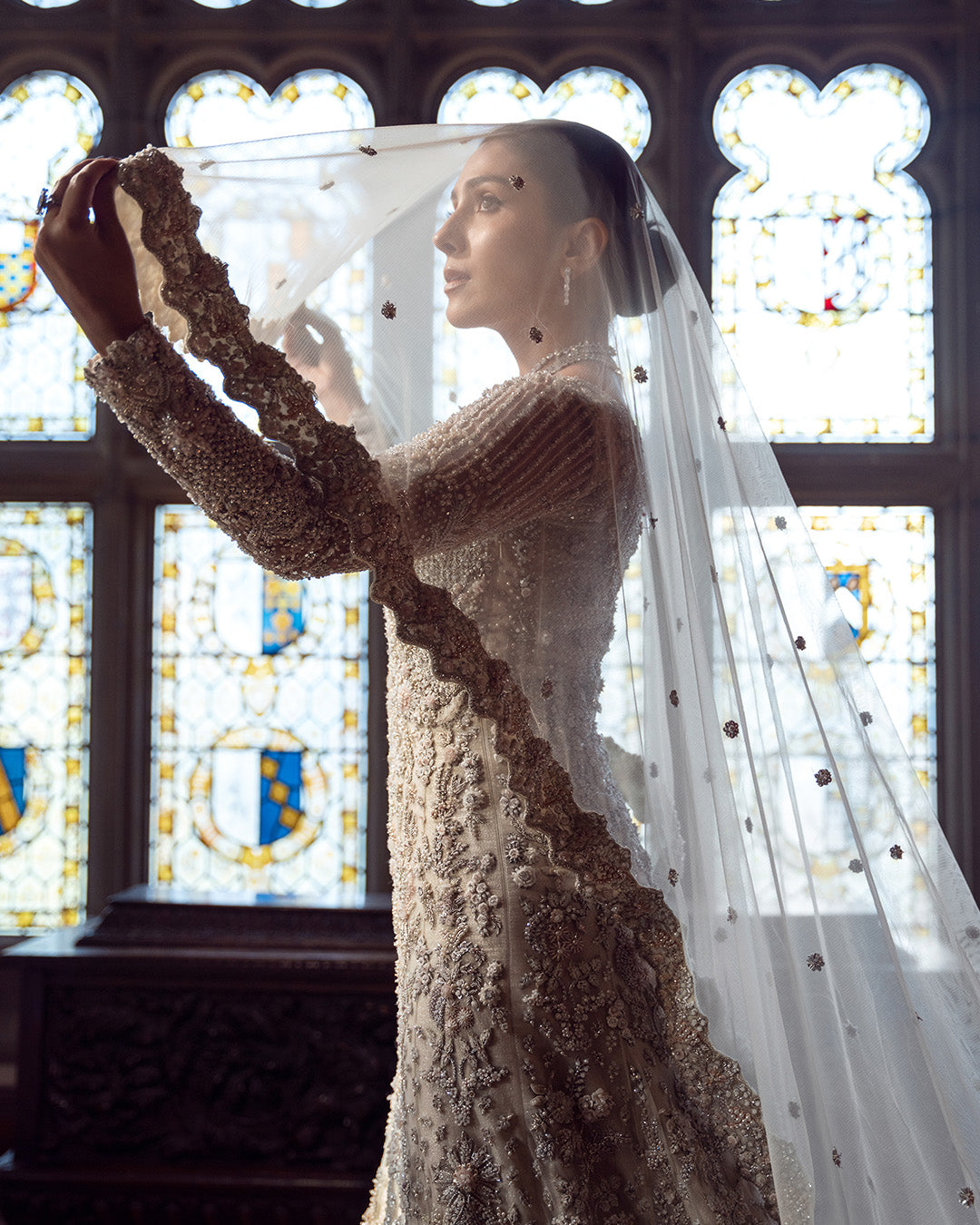 Elegant Pakistani Bridal Gown - Exquisite Bridal Dresses