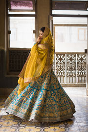 Premium Traditional Pishwas and Dupatta Pakistani Bridal Dress