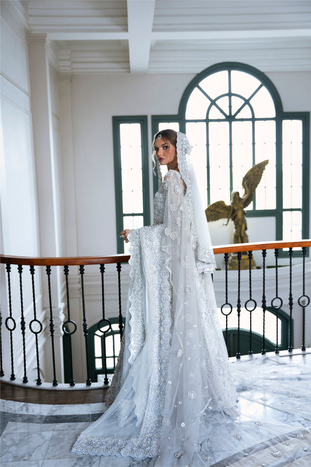 Premium Pakistani Bridal Dress in White Pishwas Lehenga Style