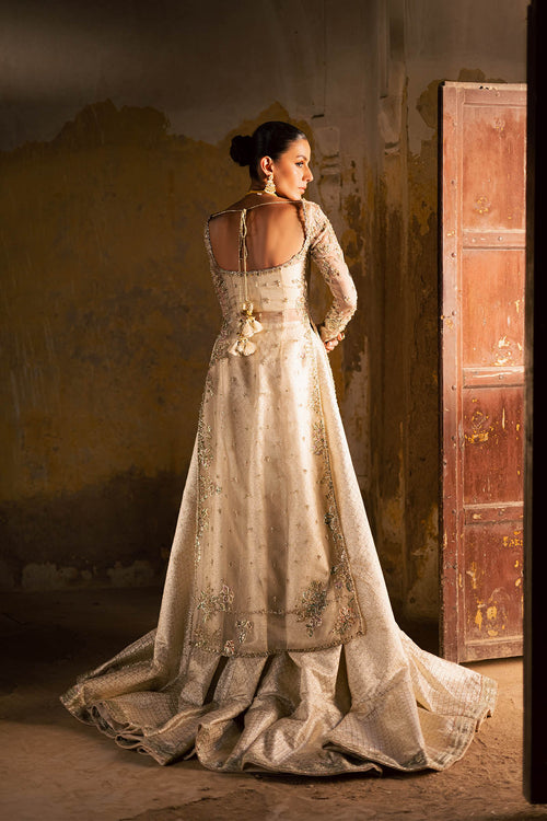 Premium Pakistani Bridal Outfit in Lehenga and Kameez Style