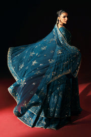Premium Pakistani Wedding Dress in Elegant Maxi Dupatta Style