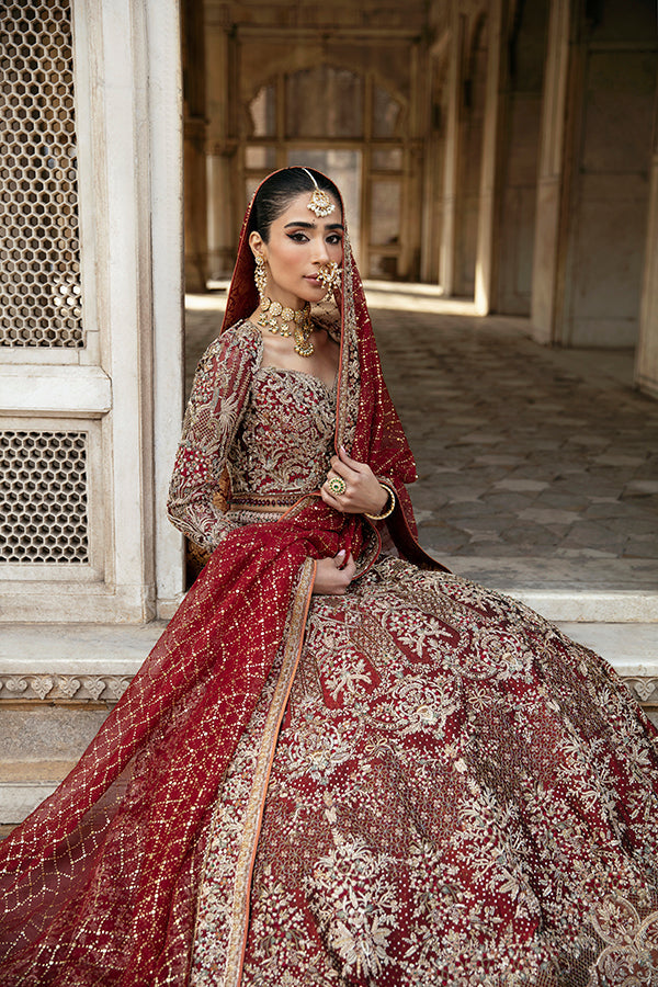 Royal Bridal Wedding Dress in Red Lehenga Choli Dupatta Style