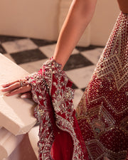 Royal Indian Bridal Dress in Wedding Red Choli Lehenga Style