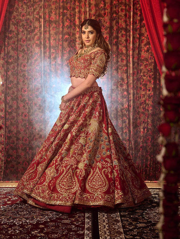 Royal Indian Bridal Red Lehenga Choli Dupatta for Wedding
