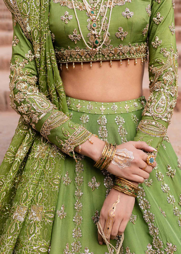 Royal Indian Wedding Dress in Green Lehenga and Choli Style