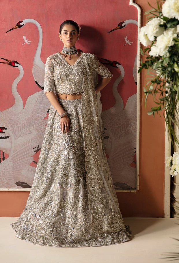 Royal Pakistani Bridal Dress in Choli Lehenga Dupatta Style
