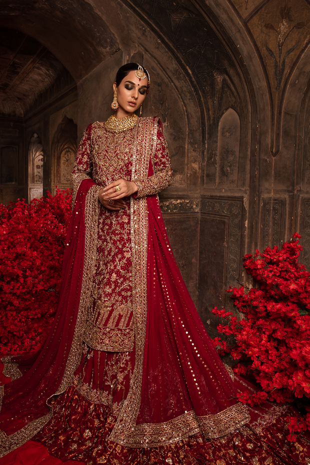 Royal Pakistani Bridal Red Dress in Kameez and Lehenga Style