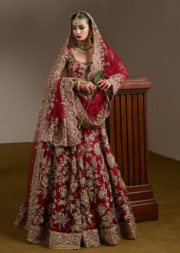 Royal Pakistani Bridal Red Pishwas Lehenga and Dupatta Dress