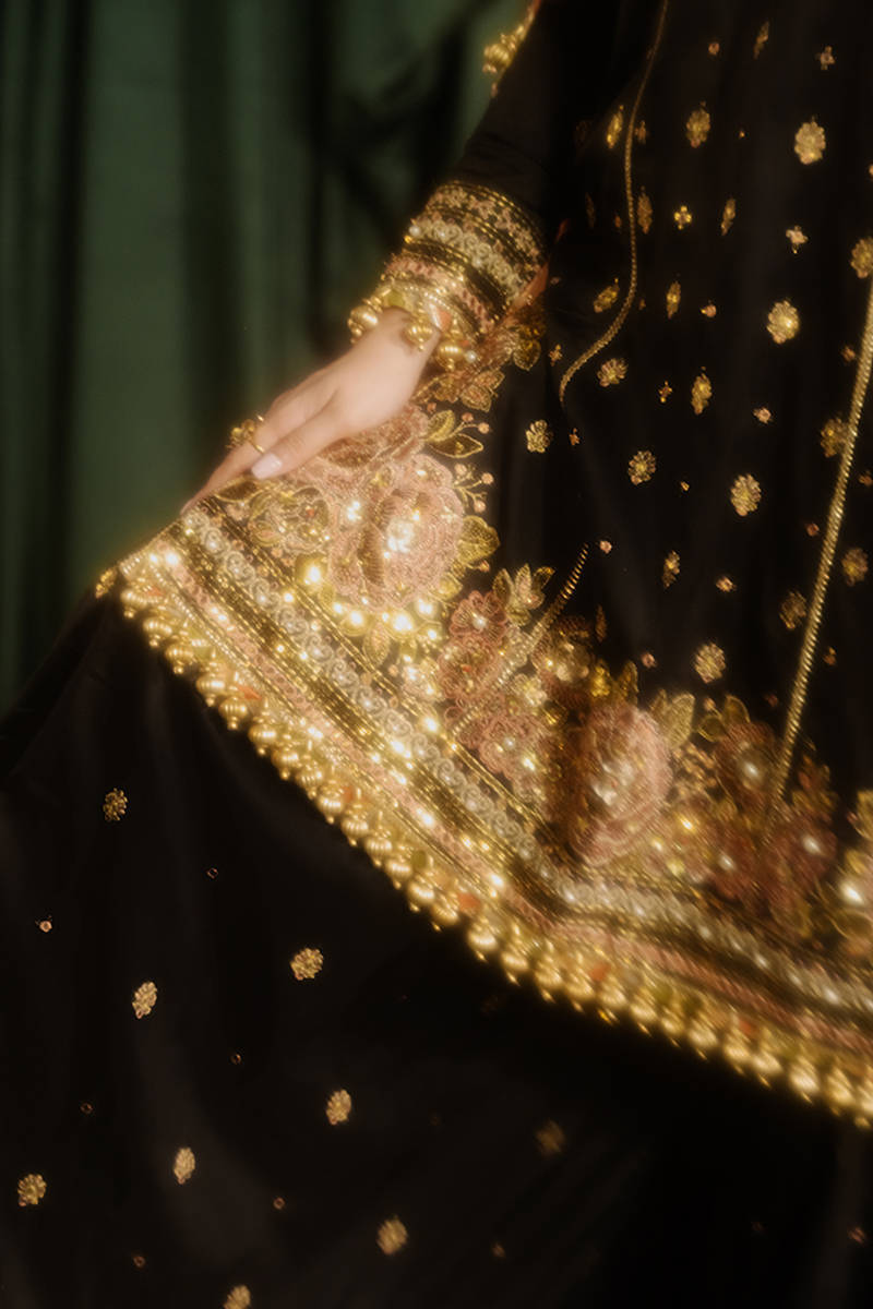 Royal Pakistani Wedding Dress in Black Gharara Kameez Style