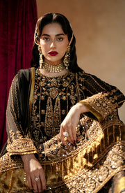 Royal Pakistani Wedding Dress in Black Kameez Trouser Style