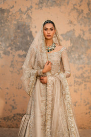 Royal Pakistani Wedding Dress in Bridal Gharara Kameez Style