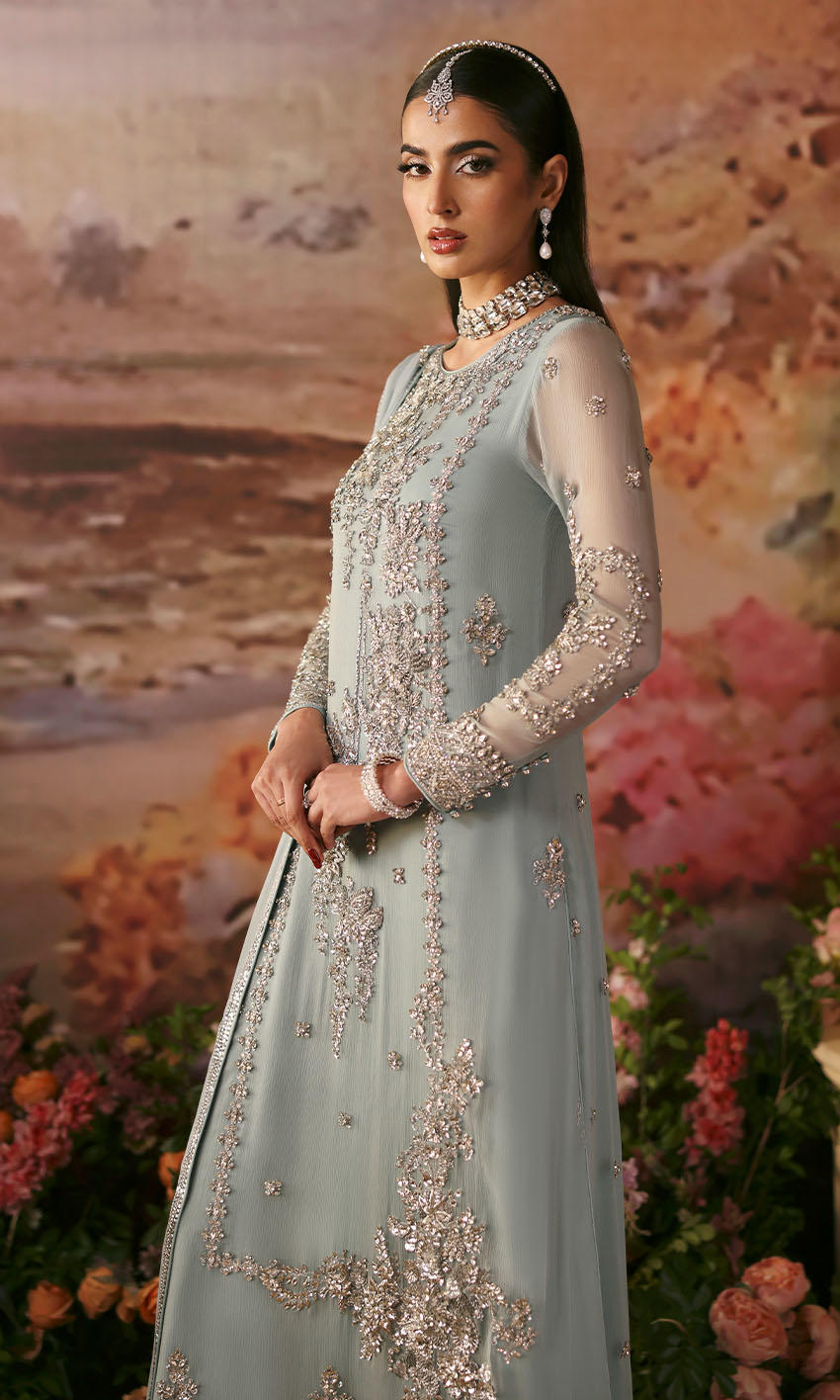 Royal Pakistani Wedding Dress in Kameez Pants Dupatta Style