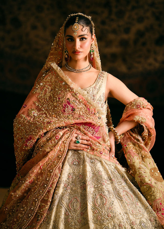 Royal Pakistani Bridal Wear in Pishwas and Dupatta Style