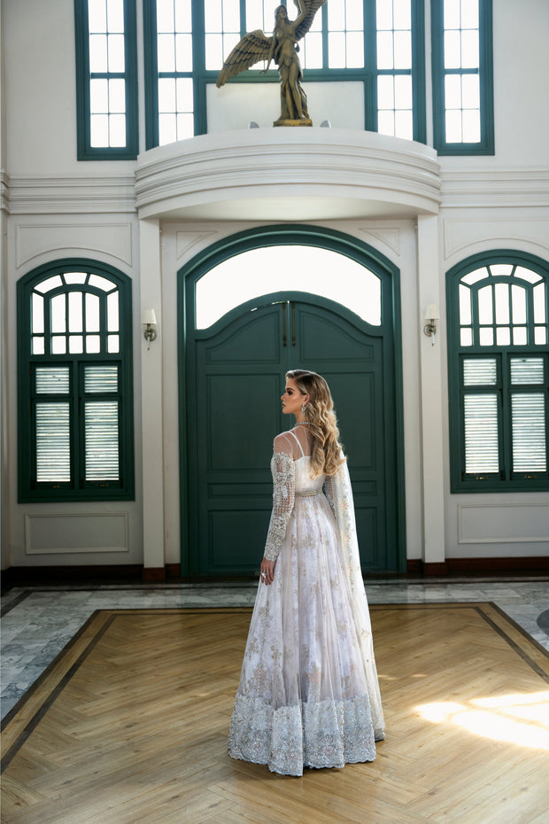Royal Pakistani Wedding Dress in Pishwas and Lehenga Style