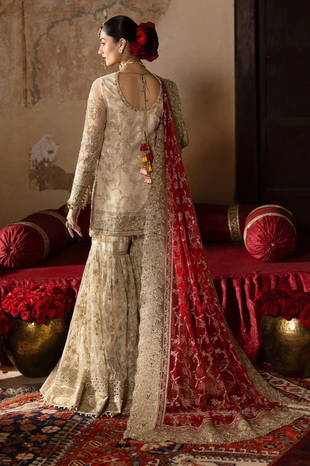 Stunning Pakistani Bridal Dress with Intricate Embroidery