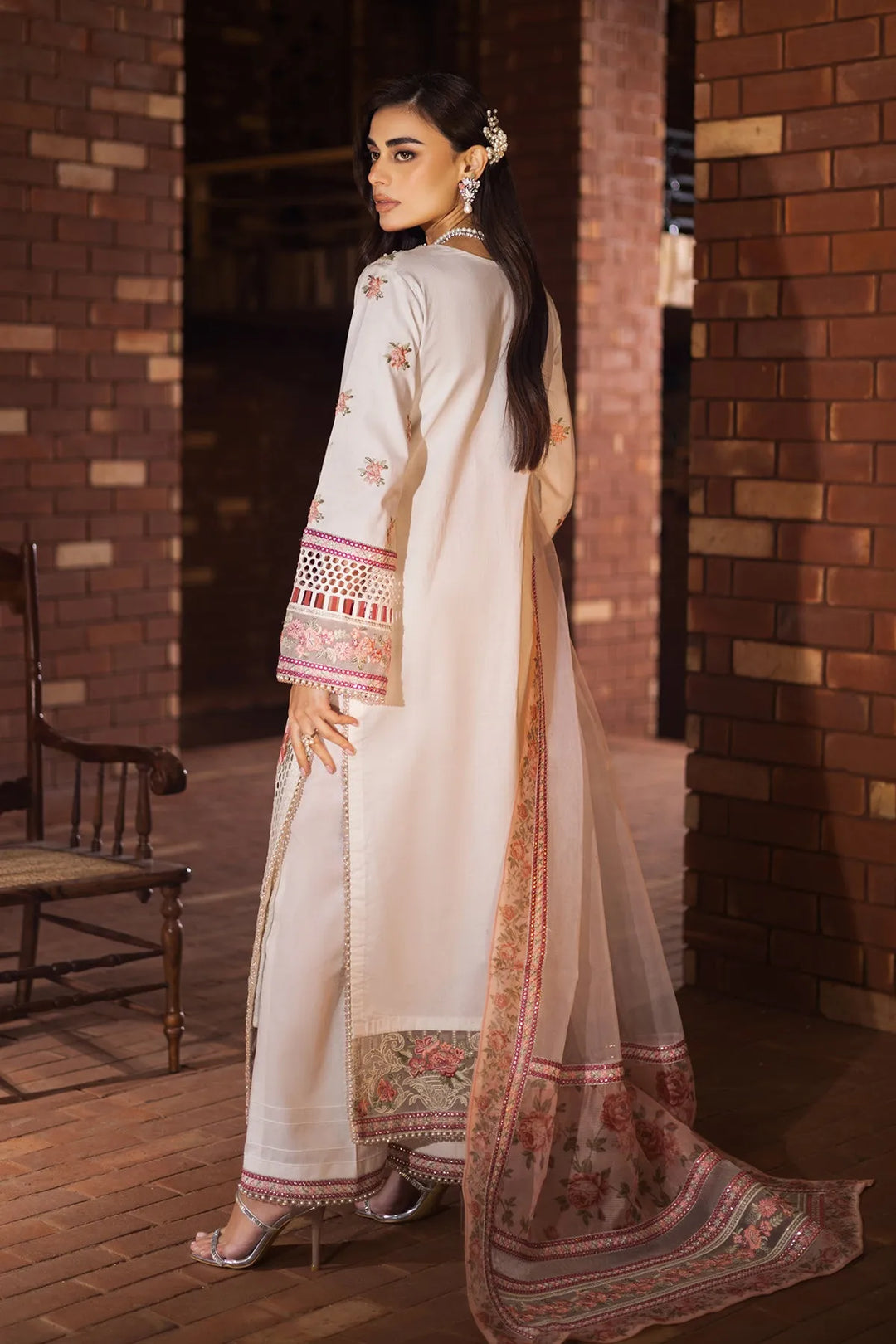 Embroidered Organza Lehenga With Dupatta 9F78